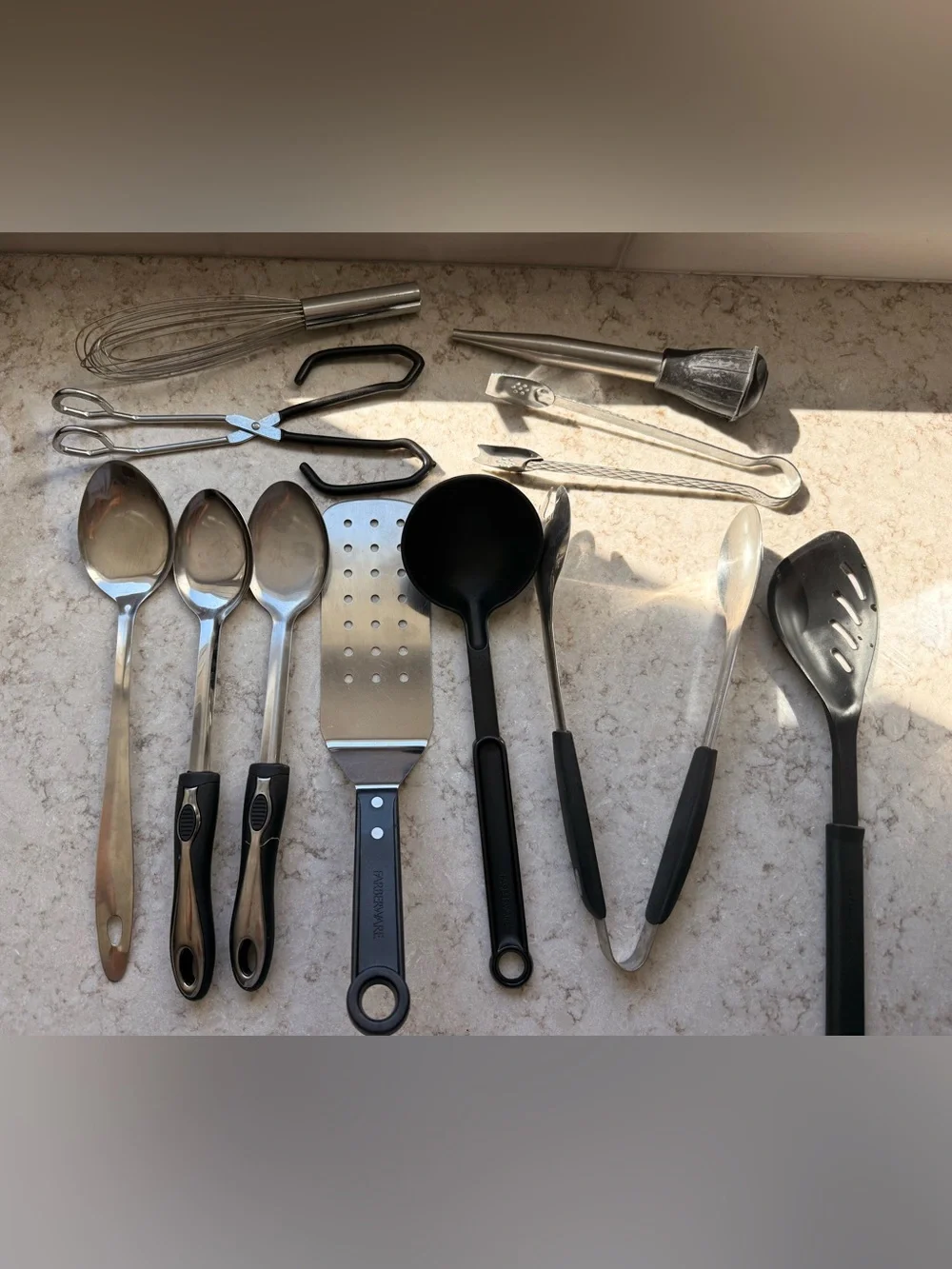 OXO, Farberware, Calphalon & More Kitchen Utensil Lot – 11 of Pieces